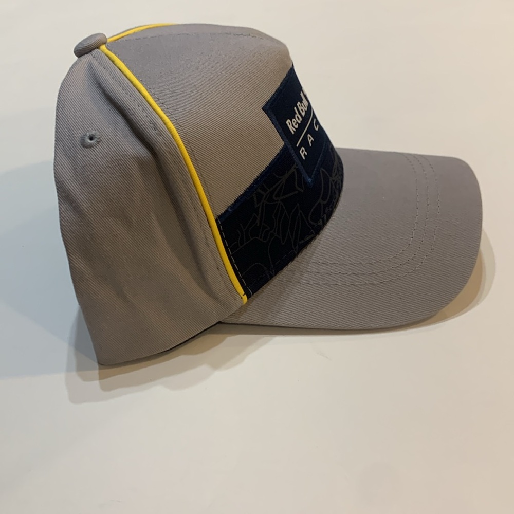 Red Bull Racing Baseball Hat - Picture 5 of 7